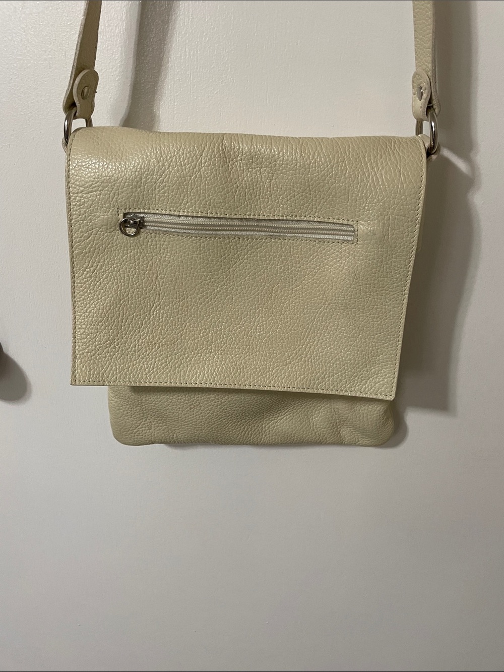 Made in Italy Cream Colour Pebbled Leather Crossbody Bag